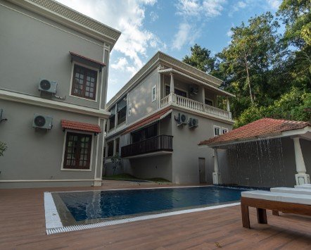 Swimming Pool in The Foothills